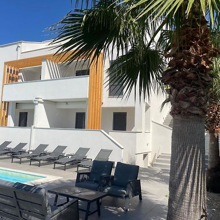 Villa Aquamarine Apartments Novalja Kültér fotó