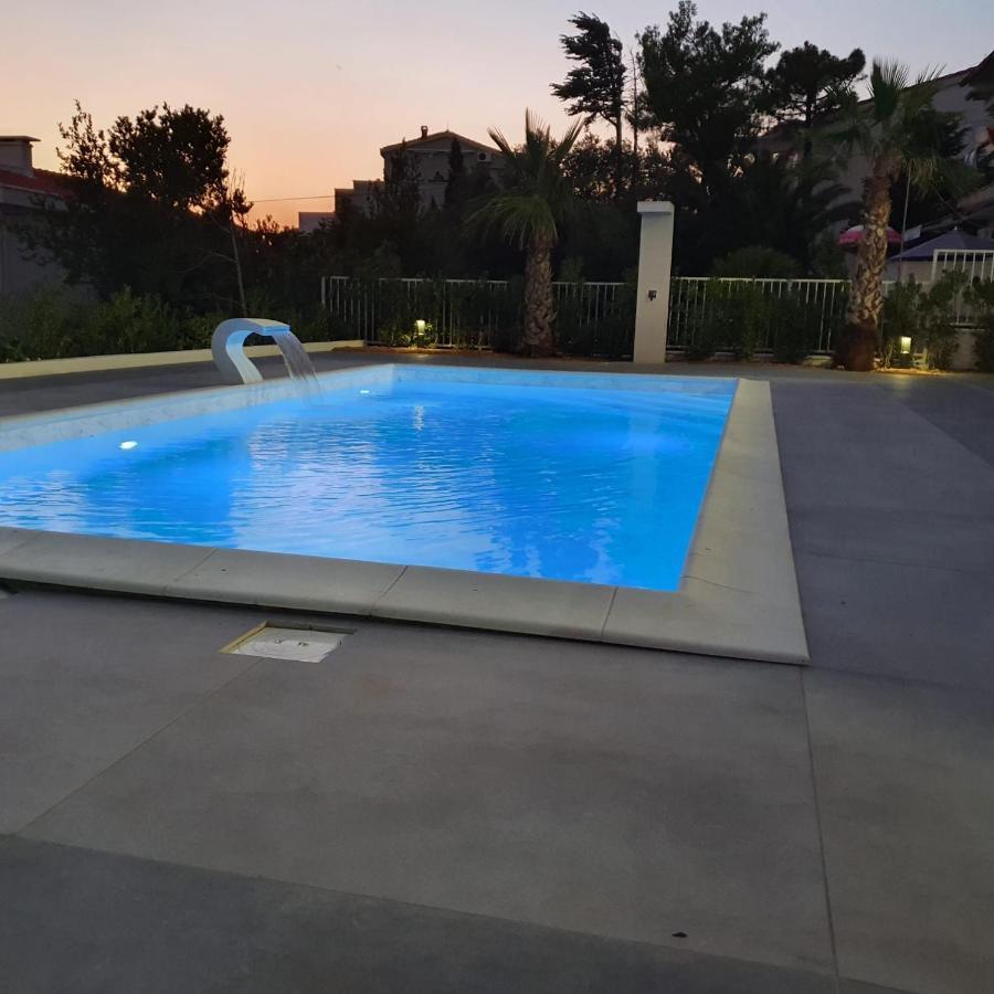 Villa Aquamarine Apartments Novalja Kültér fotó