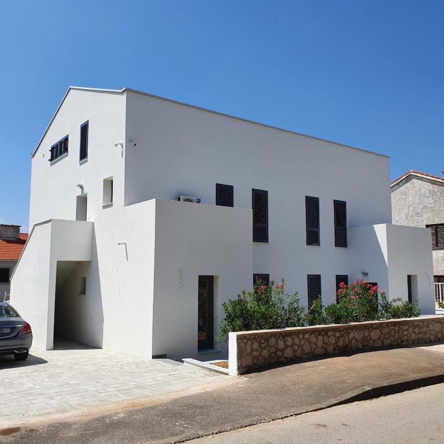 Villa Aquamarine Apartments Novalja Kültér fotó