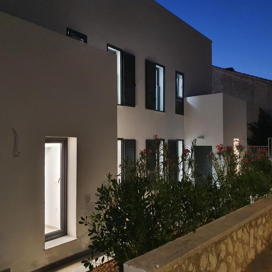 Villa Aquamarine Apartments Novalja Kültér fotó