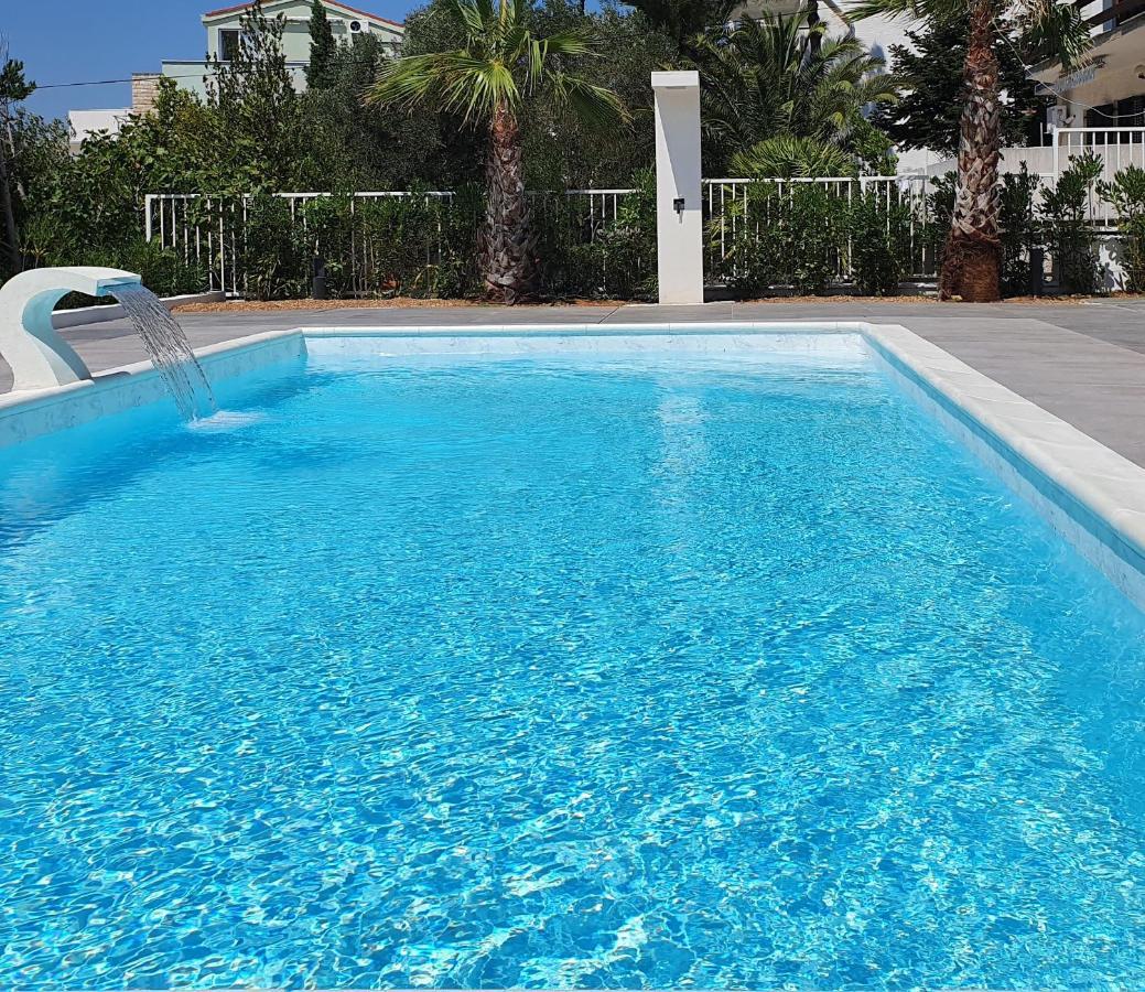 Villa Aquamarine Apartments Novalja Kültér fotó