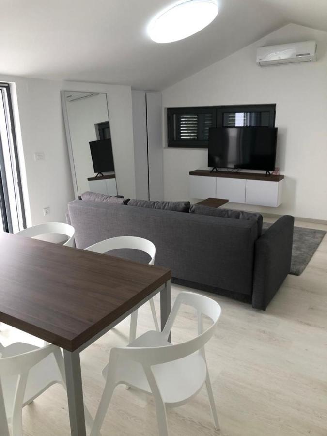 Villa Aquamarine Apartments Novalja Kültér fotó