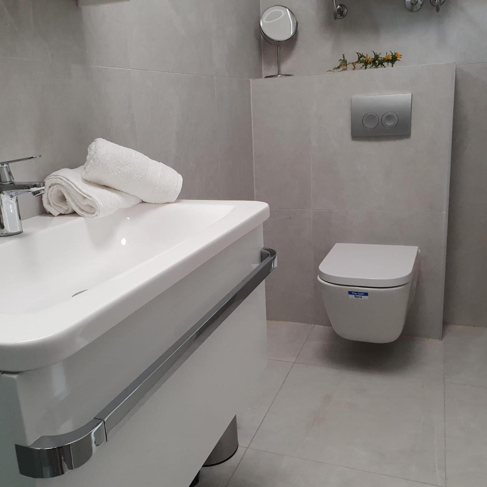 Villa Aquamarine Apartments Novalja Kültér fotó