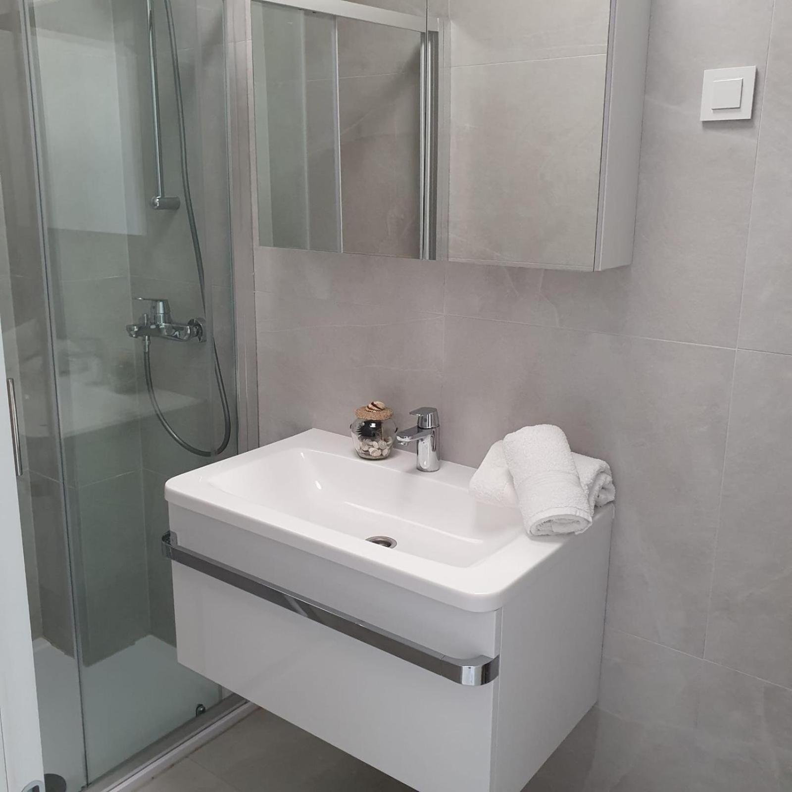 Villa Aquamarine Apartments Novalja Kültér fotó